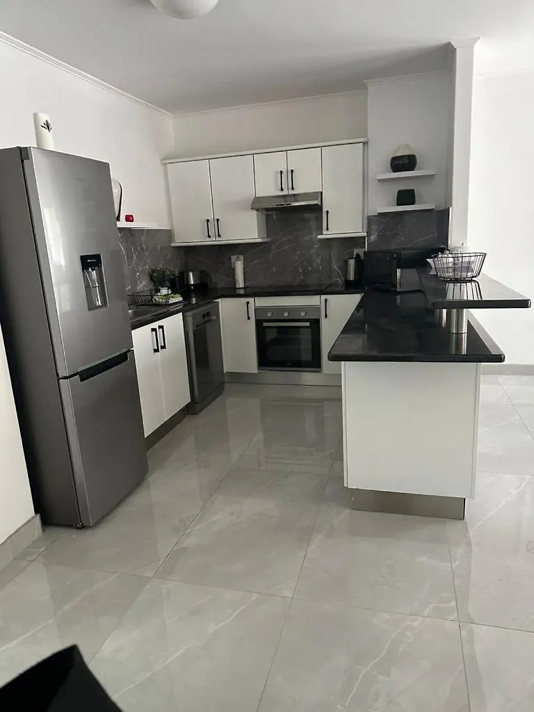 102 Palma Eyrie Holiday Apartments Cape Town